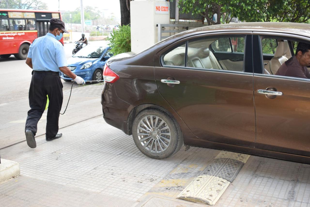 Hotel Ramada Chennai Egmore Exterior foto