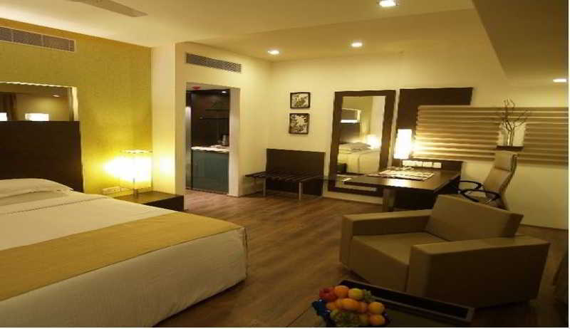 Ramada By Wyndham Chennai Egmore Exterior foto